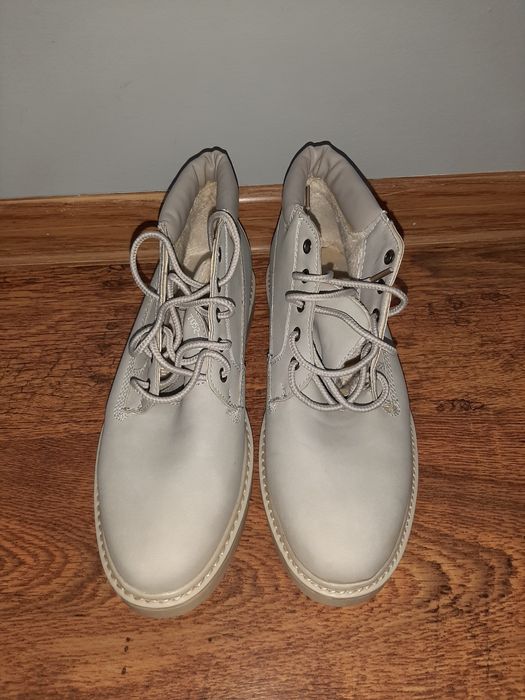 Buty damskie trapery