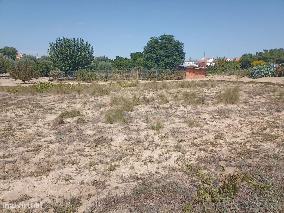 Moradia T2 tipo quintinha junto a Abrantes