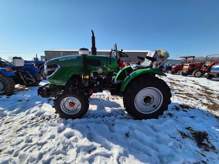 Трактор Синтай ТРКХ 240 2025 года сборки гарантия 2 года