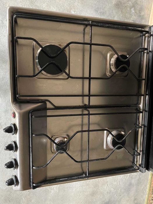 Placa de fogão Ariston