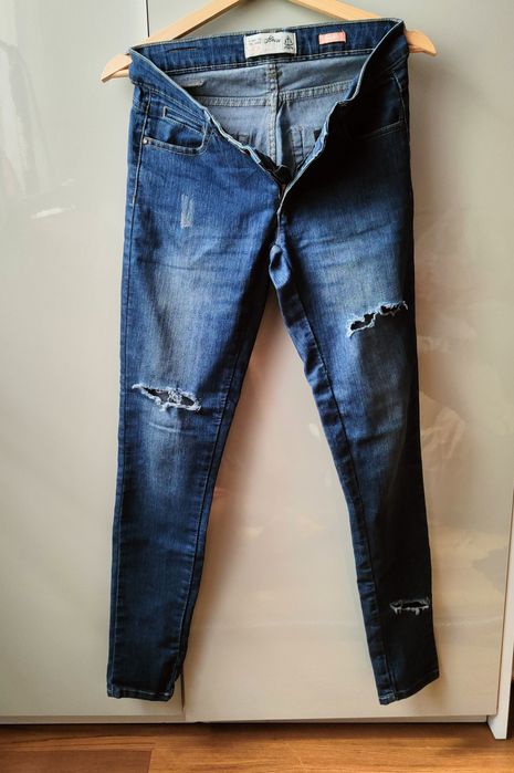 Sprzedam jeansy.
