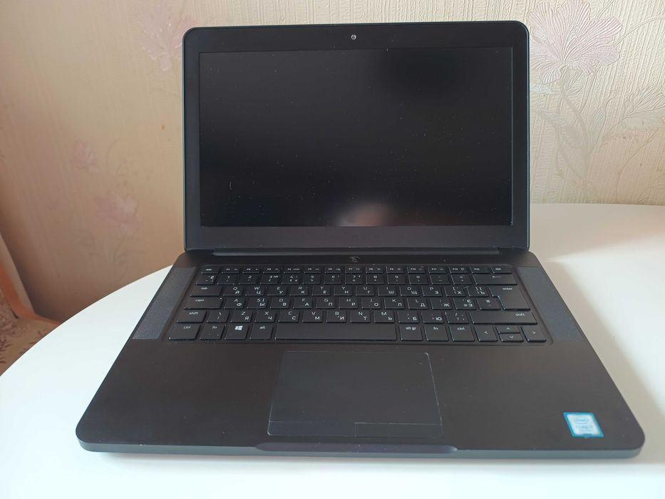 RAZER Blade 14 RZ09-0195 i7-7700HQ 16Gb GTX1060 6gb 60Hz