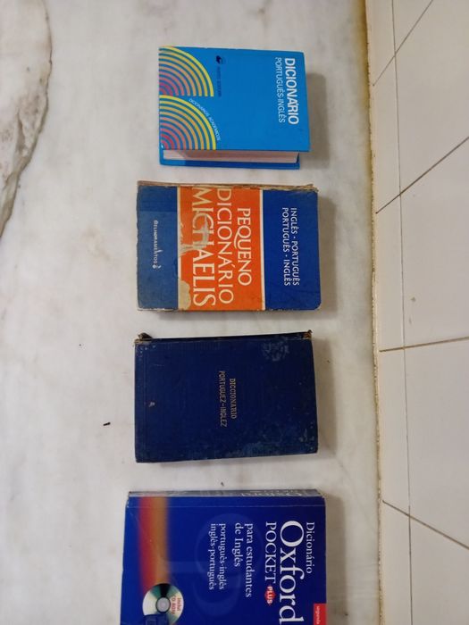 Conjunto de 6 Dicionários Inglês Diversos