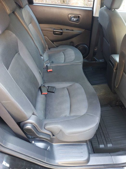 Nissan Qashqai+2 2012