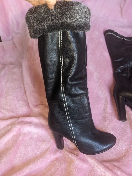 Стильные сапоги высокие 39 р. на каблуке и меху