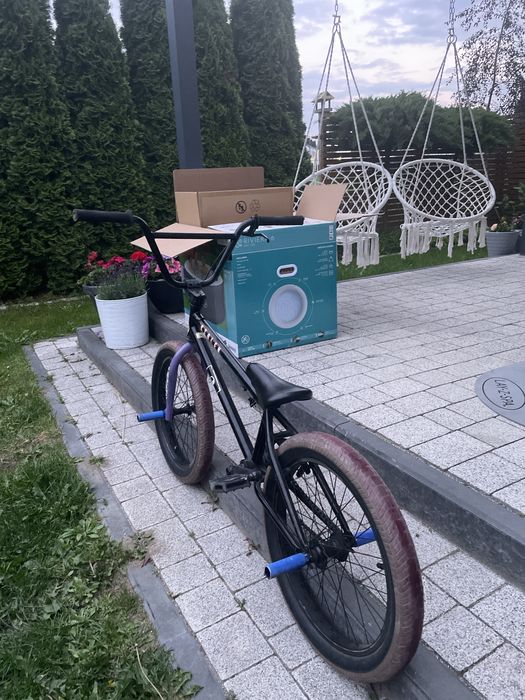 BMX z pegami opis