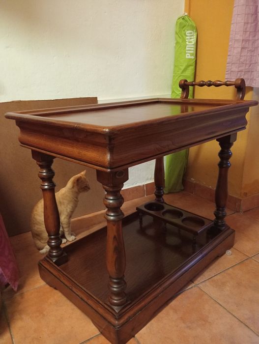 Carrinho de bebidas ou para chá