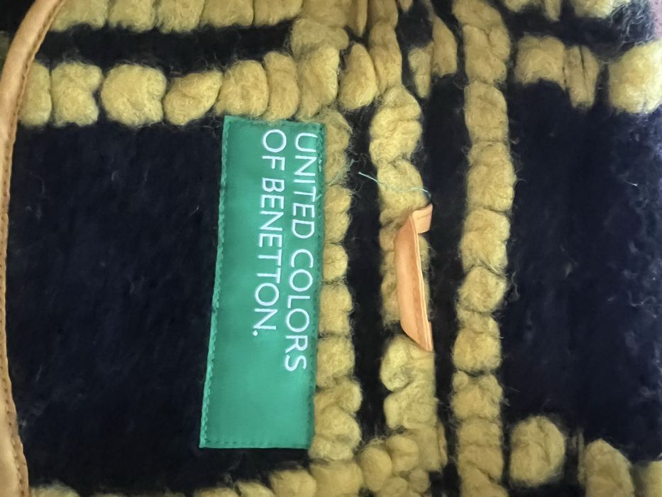 Płaszcz,kurtka Benetton Piękny i Okazja