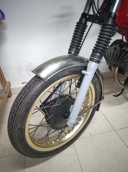 moto Sachs V5 restaurada
