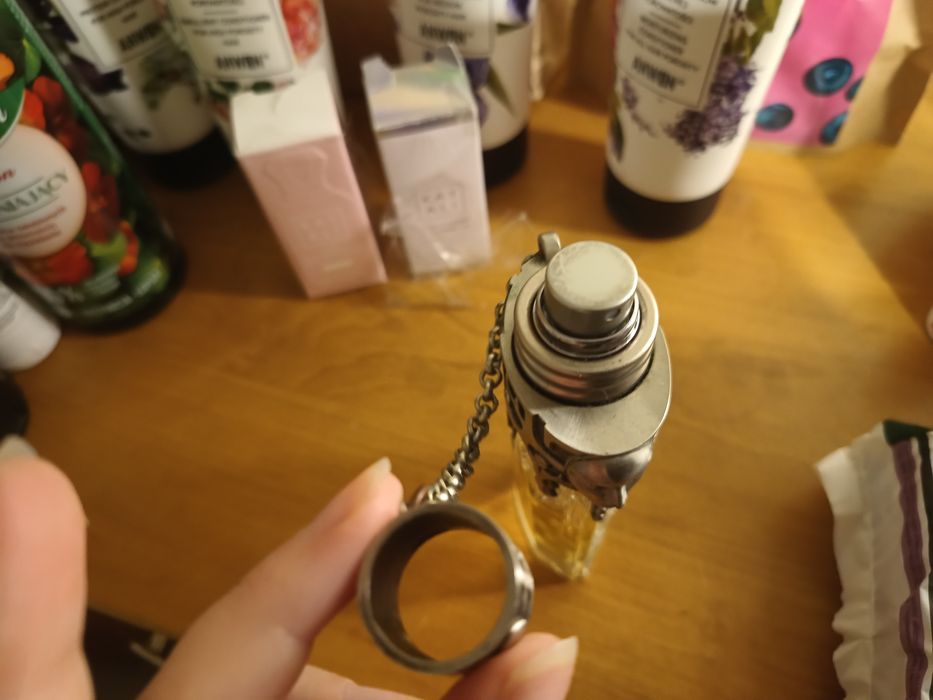 Unikat stara wersja Mugler Womanity