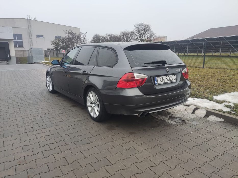 Sprzedam Bmw e91 2.0D