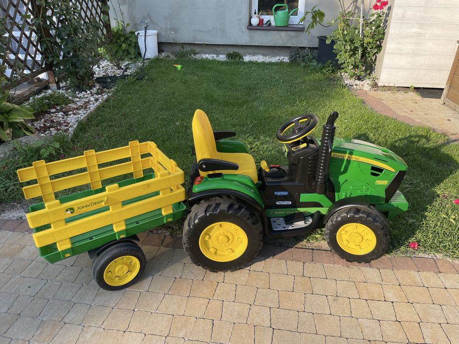 Peg perego john deer