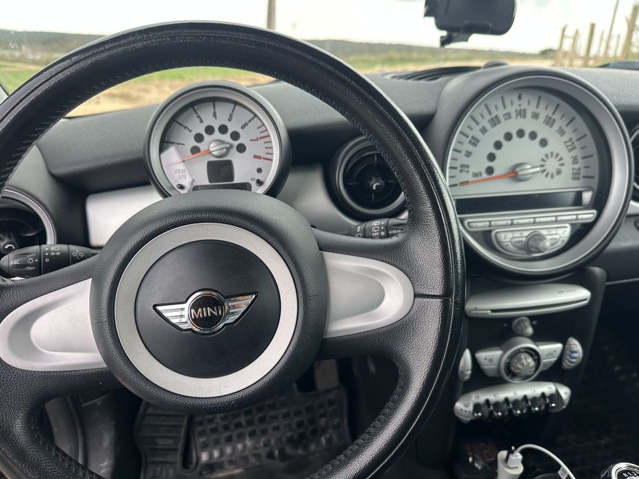 MINI Coupé