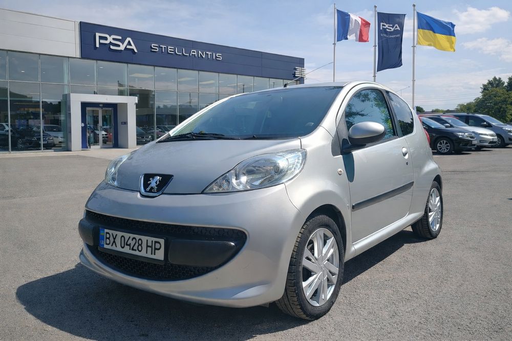 Peugeot 107 Пежо 107