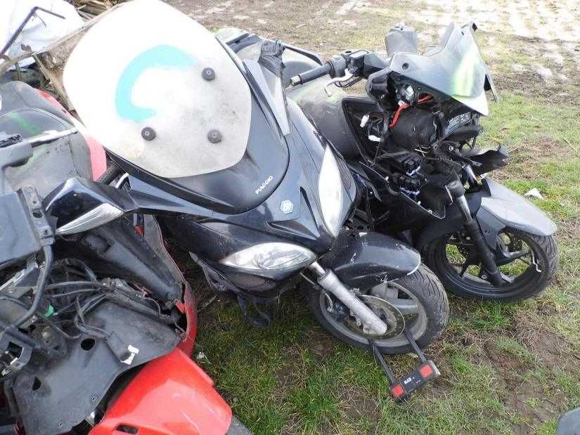 PIAGGIO X9 125 czesci silnik lusterko licznik gaźnik wydech stelaż