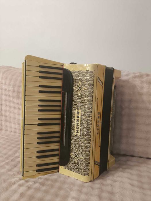 Akordeon HOHNER 120 basów