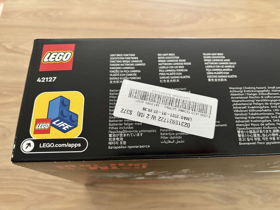 LEGO 42127 Batman Batmobile nowy zestaw