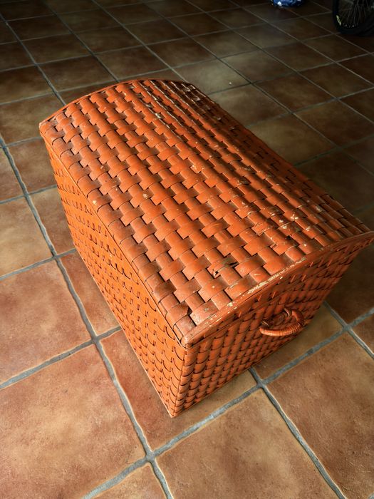 Arca em palinha para desocupar