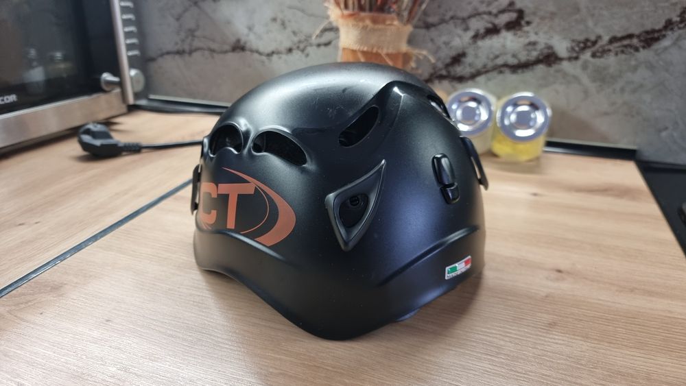 Kask wspinaczkowy Galaxy Black