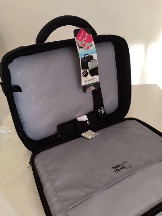 Mala Portátil 15.6" e 17,3" - por estrear