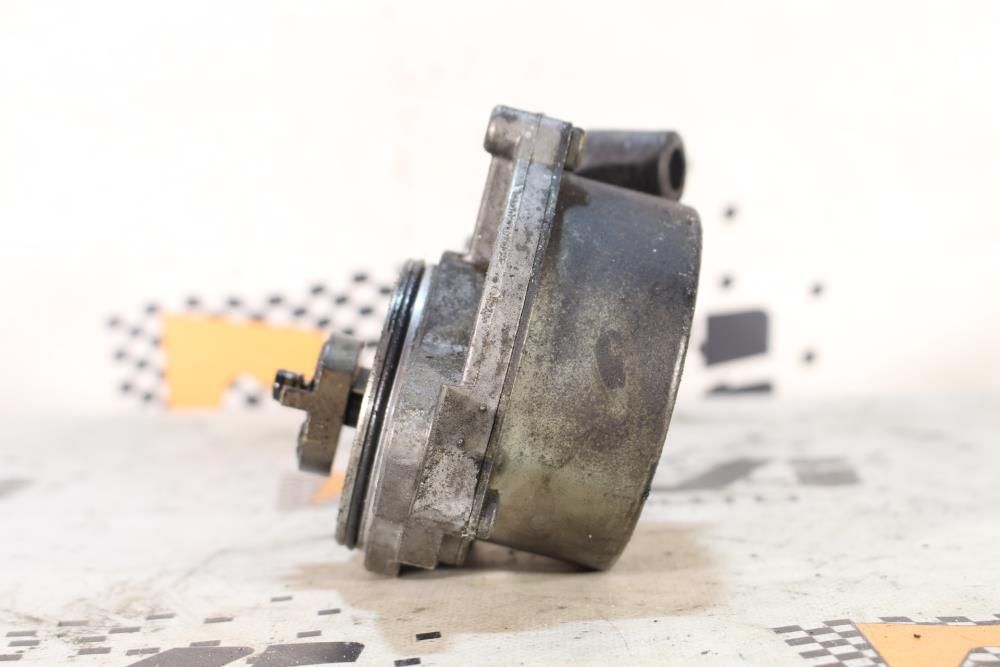 Depressor dos travões / bomba de vácuo AUDI A6 (4F2, C6)