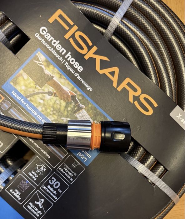 Wąż ogrodowy premium Fiskars X-solid 1/2 cala 30 m