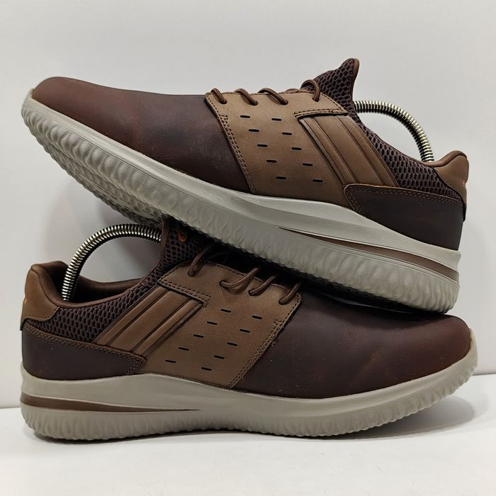 кросівки Skechers Delson 3.0 45р/29см