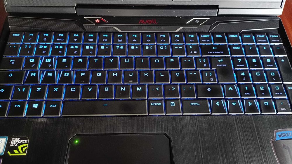 PC Gamer Avell - Fox A52 - gray