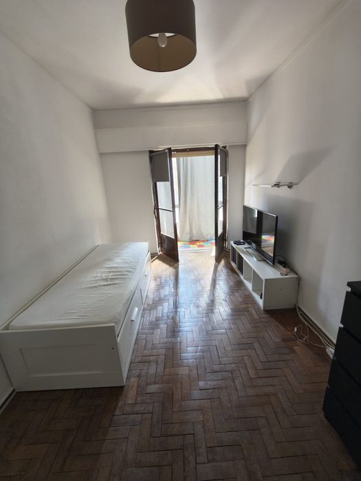 Quarto para alugar Linda a Velha