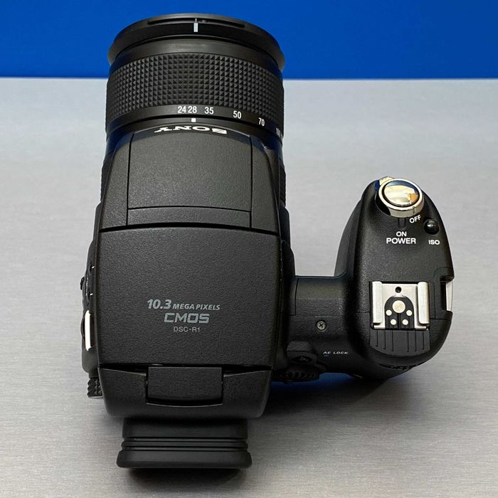 Sony Cyber-Shot DSC-R1 (10.3MP)