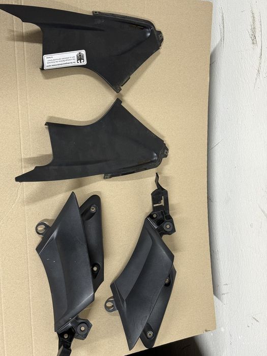 Ямаха р6 Yamaha r6 03-05 Пластик