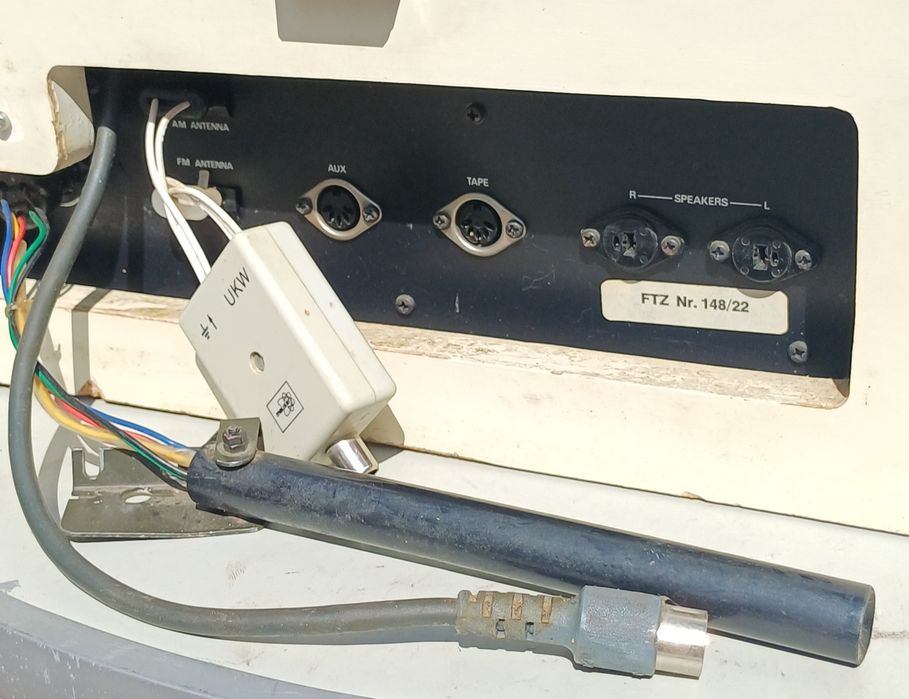LT 360 konsola muzyczna gramofon Lenco L78 radio magnetofon