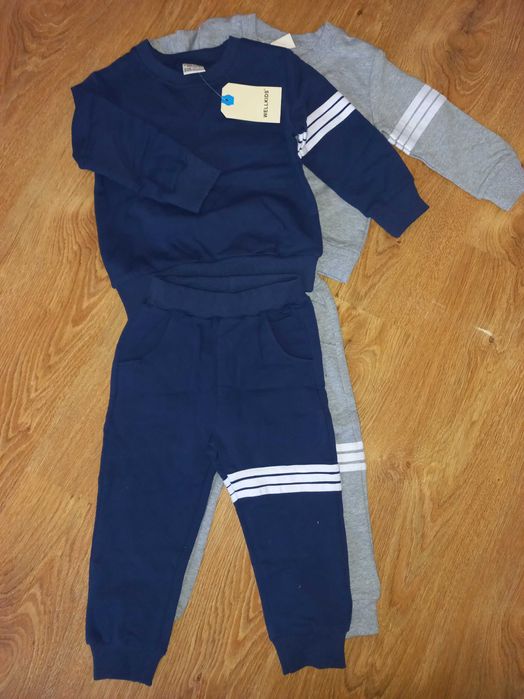 Продам дитячий бавовняний костюм для хлопчика, якісні, є різні розміри