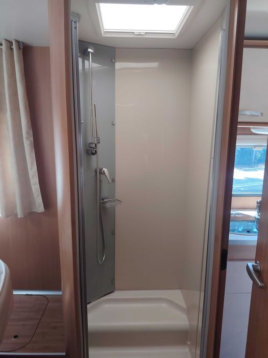 Benimar mileo 290 Cama central
