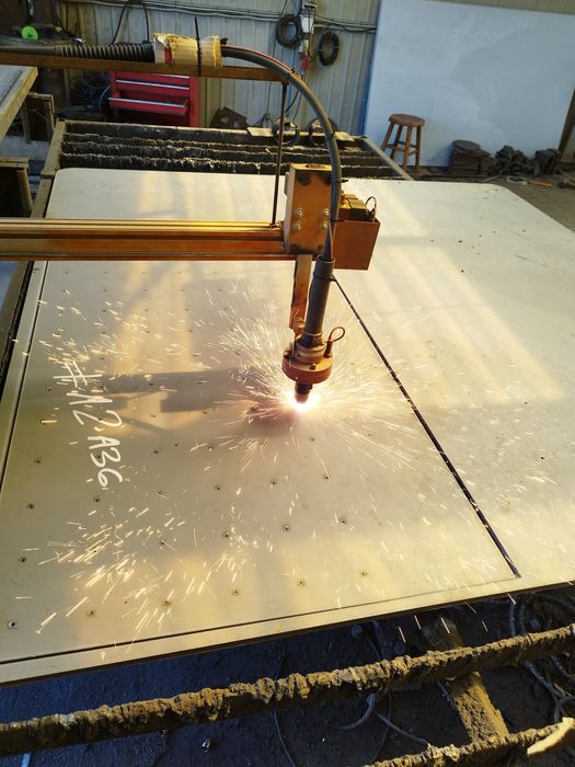 Wypalanie cięcie  wycinanie plazma laser CNC blacha stal