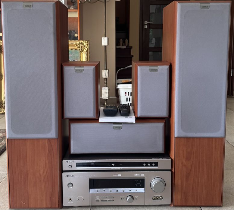 Kino domowe 6.1 Yamaha RX-V457 komplet z kolumnami i odtwarzaczem DVD