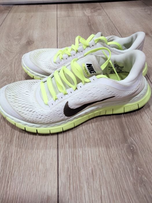 Кеди, кросівки, тапочки