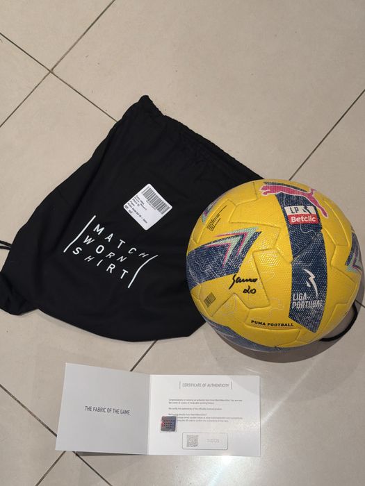 Bola de jogo do golo da vitória