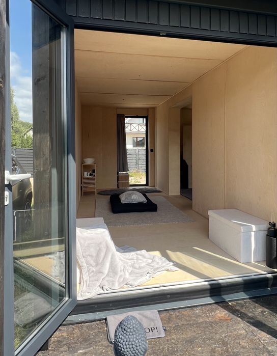 Domek z kontynerow morskich