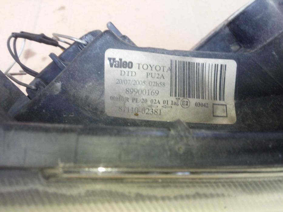 Toyota corolla e12 04-07 lift lampa prawa lewa przód HB europa