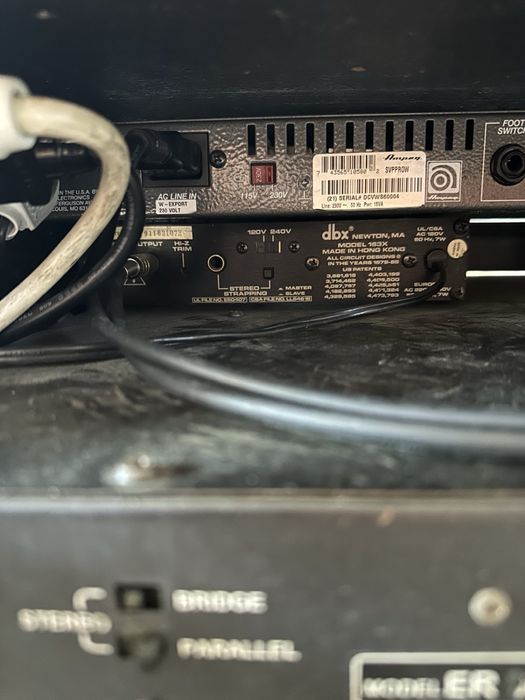басова гітарна голова з премпом Ampeg SVT Pro