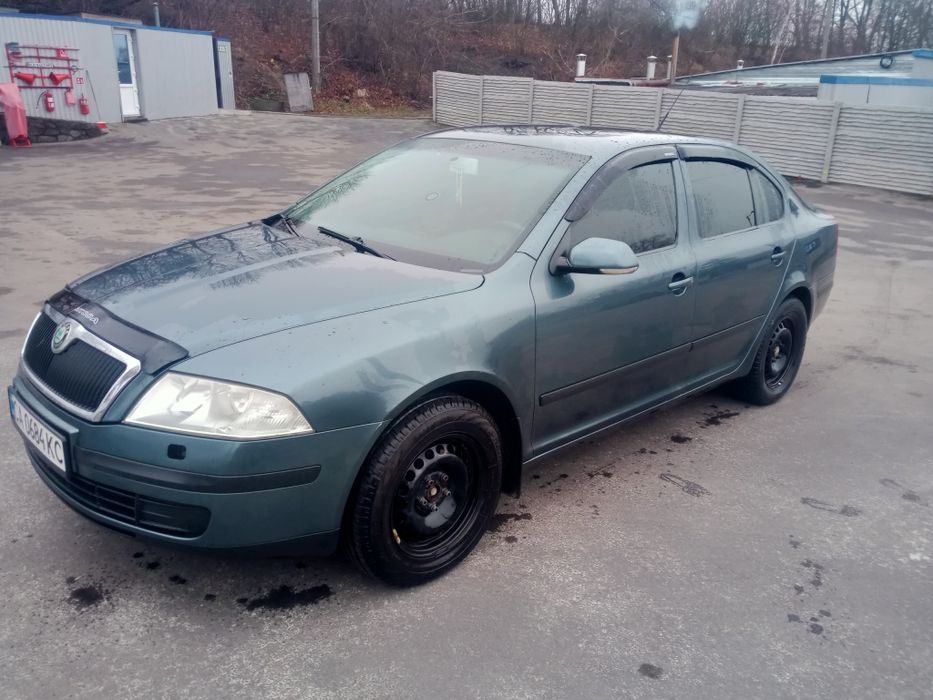 Skoda Octavia 1,6-MPI-- газ бенз