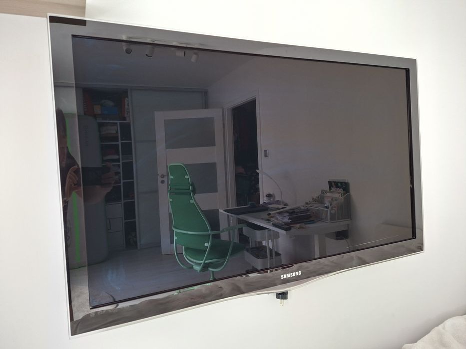 *** Telewizor Samsung LE46C650 plus uchwyt ścienny ***