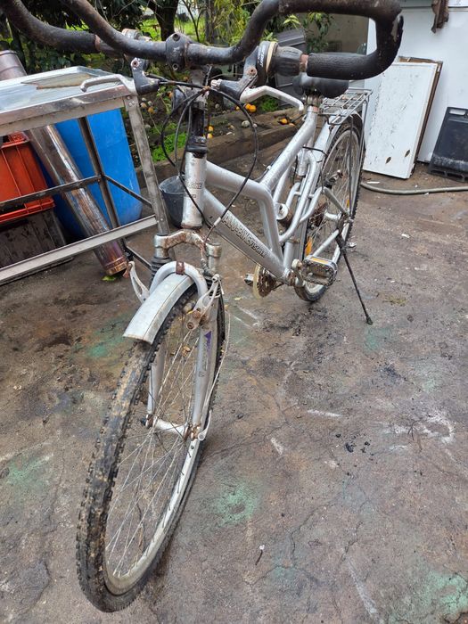 Bicicleta em alumínio