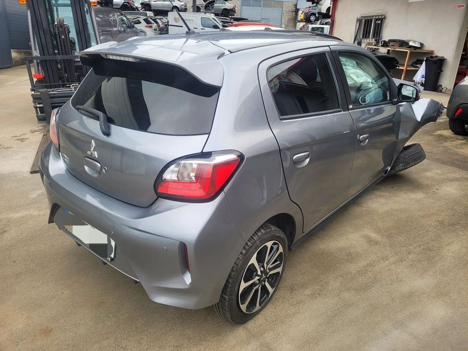 Mitsubishi Spacestar 2023 para peças