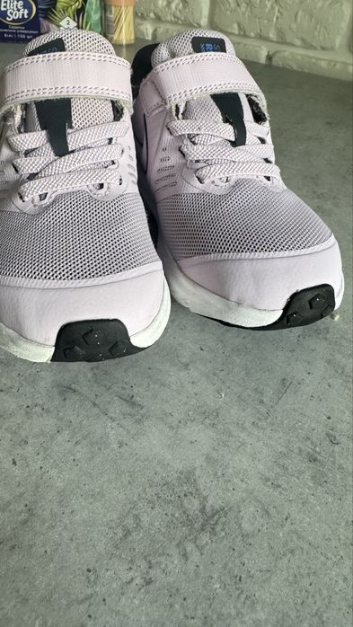 Кроссовки Nike для девочки