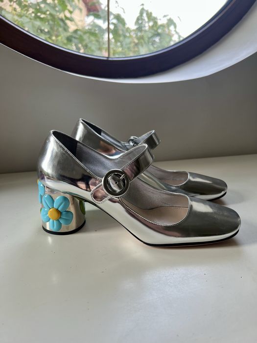срібні туфлі PRADA