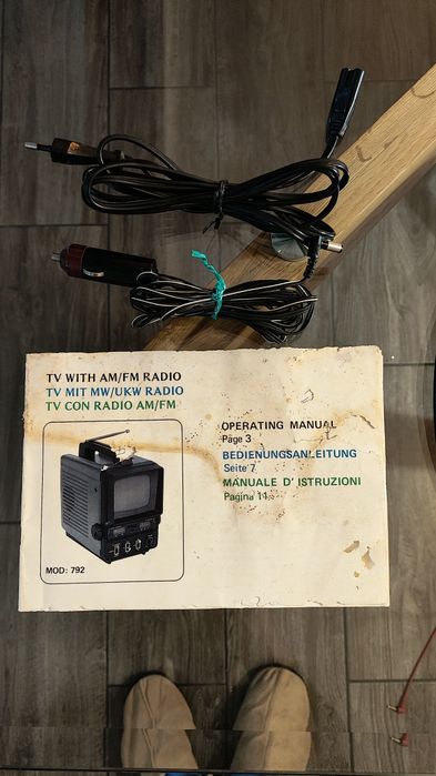 Vendo televisão portátil Orion 7152