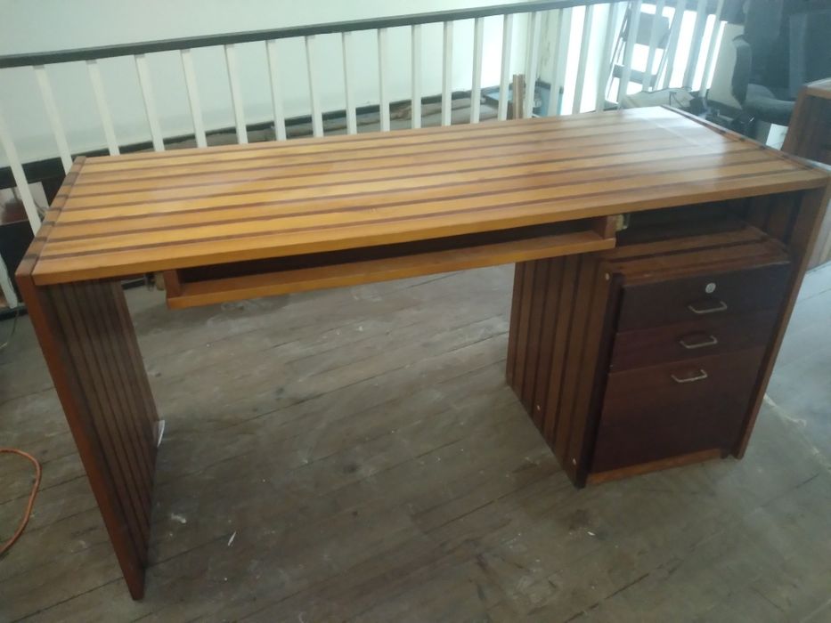 Office Desk in Riga64739699375363120