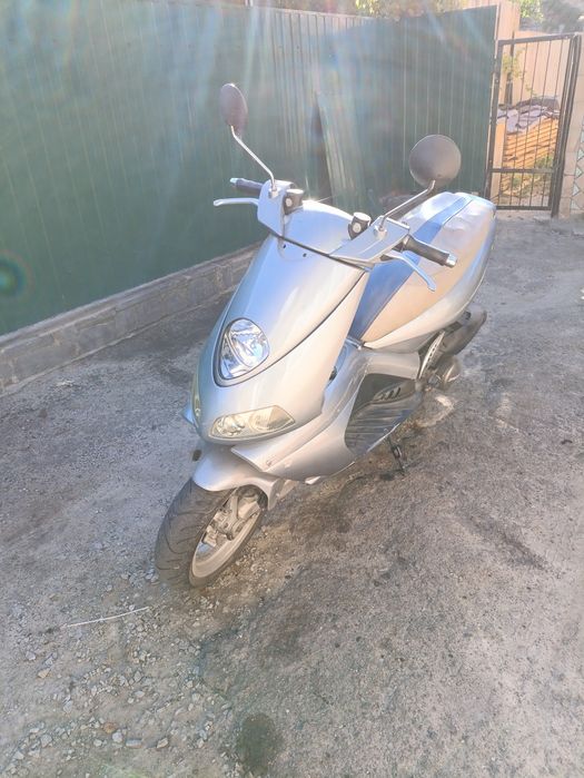 Скутер 125 куб.см.